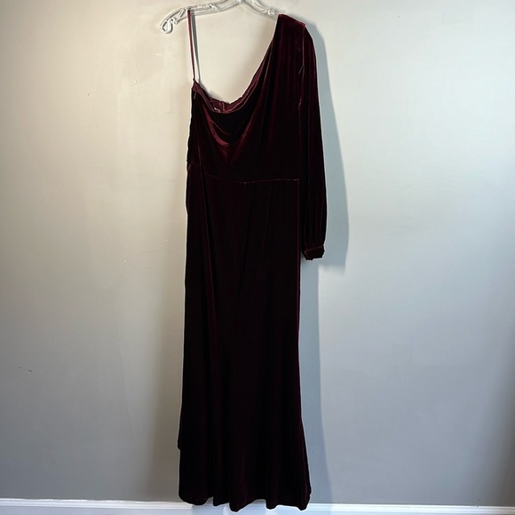 Revelry One-Shoulder Burgundy Maxi Dress - Picture 3 of 10